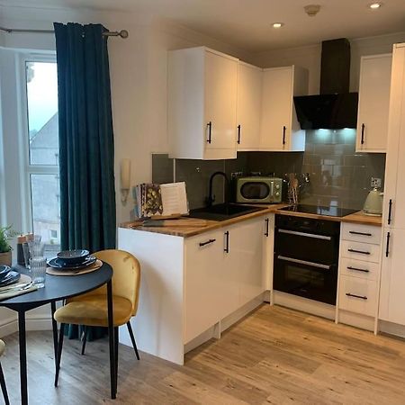 Alto - Lovely 2 Bedroom Serviced Apartment Bristol By Mint Stays Exterior photo